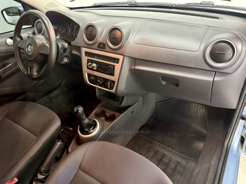 VOYAGE 1.6 MI CITY 8V FLEX 4P MANUAL - 2015 - CAXIAS DO SUL