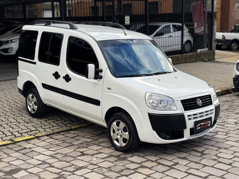 DOBLÓ 1.4 MPI ATTRACTIVE 8V FLEX 4P MANUAL - 2014 - CAXIAS DO SUL