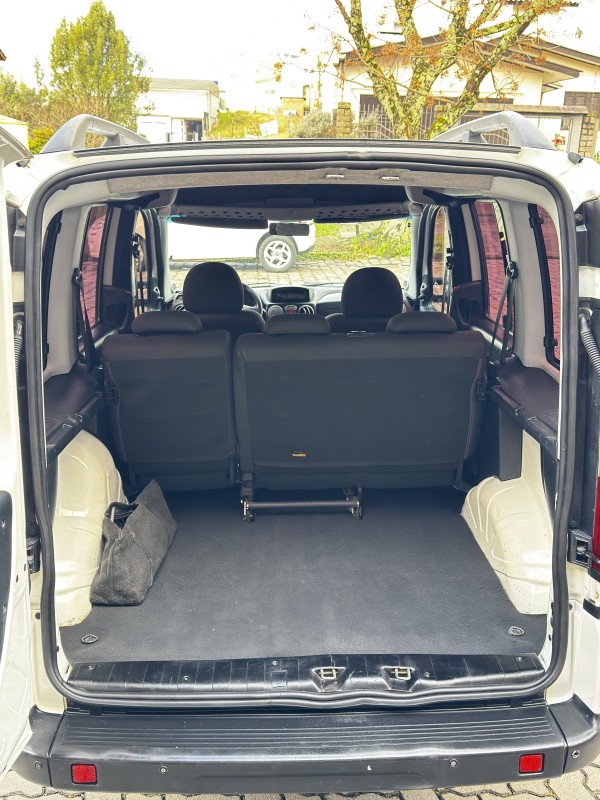 DOBLÓ 1.4 MPI ATTRACTIVE 8V FLEX 4P MANUAL - 2014 - CAXIAS DO SUL