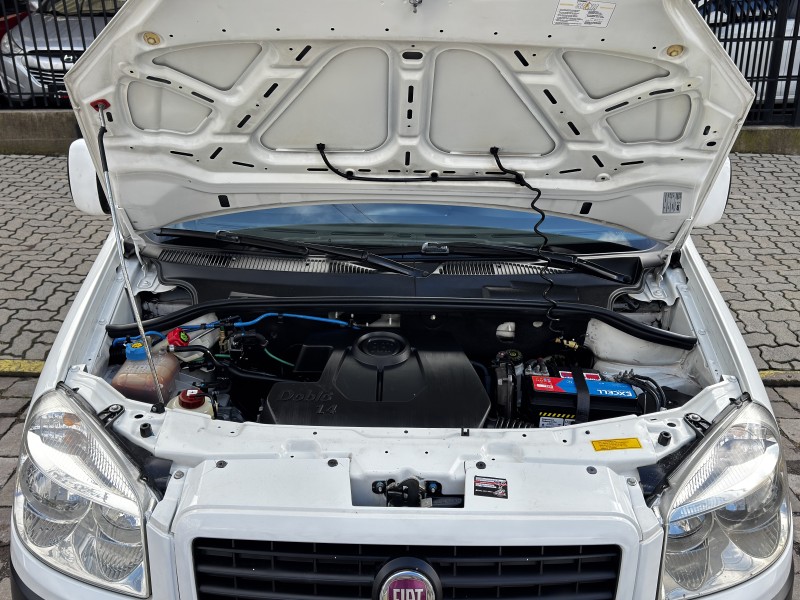 DOBLÓ 1.4 MPI ATTRACTIVE 8V FLEX 4P MANUAL - 2014 - CAXIAS DO SUL