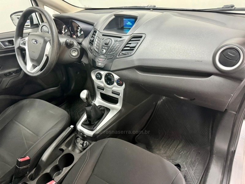 FIESTA 1.6 SE SEDAN 16V FLEX 4P MANUAL - 2014 - CAXIAS DO SUL