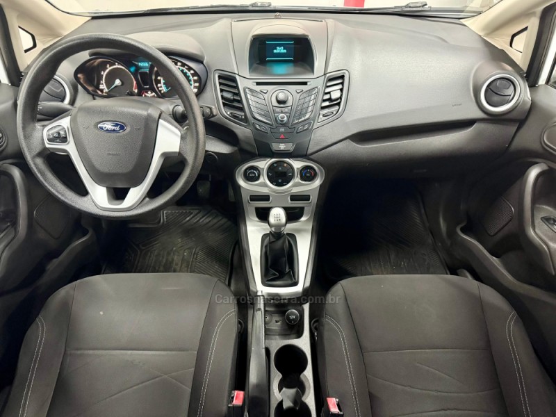 FIESTA 1.6 SE SEDAN 16V FLEX 4P MANUAL - 2014 - CAXIAS DO SUL