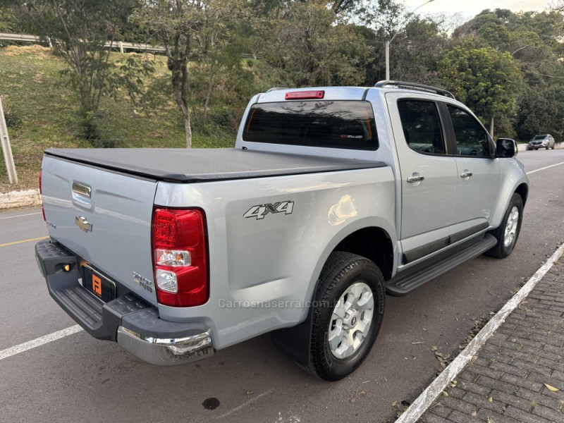 S10 2.8 LTZ 4X4 CD 16V TURBO DIESEL 4P AUTOMÁTICO - 2013 - NOVA ARAçá