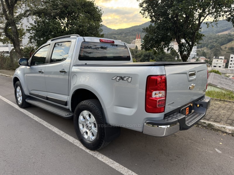 S10 2.8 LTZ 4X4 CD 16V TURBO DIESEL 4P AUTOMÁTICO - 2013 - NOVA ARAçá