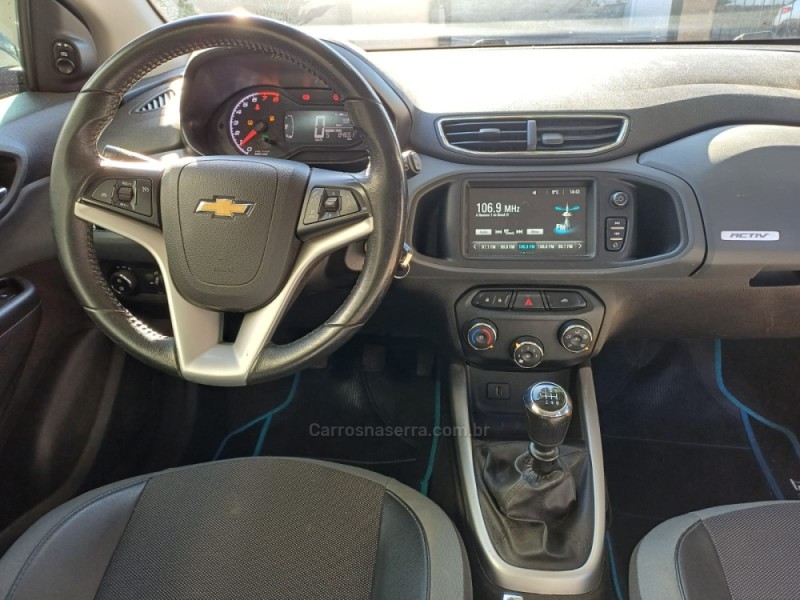 ONIX 1.4 MPFI ACTIV 8V FLEX 4P MANUAL - 2019 - PASSO FUNDO