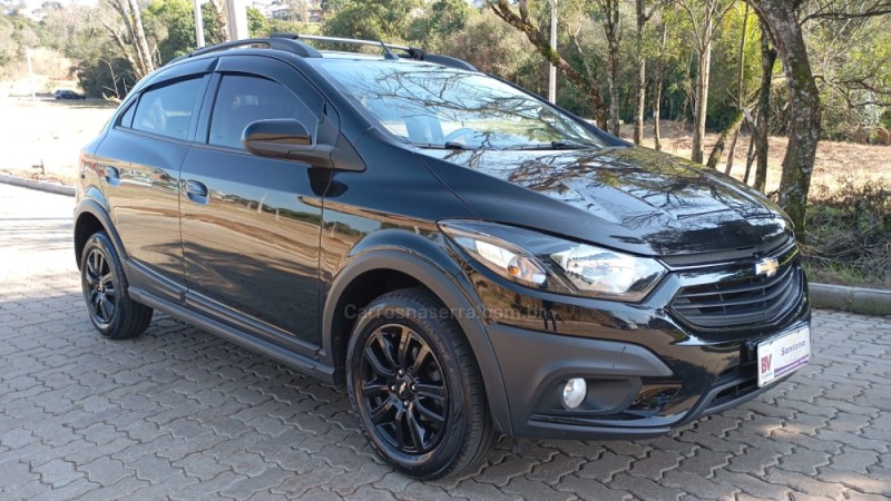 ONIX 1.4 MPFI ACTIV 8V FLEX 4P MANUAL - 2019 - PASSO FUNDO