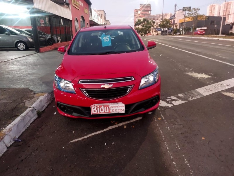 ONIX 1.4 MPFI LT 8V FLEX 4P MANUAL - 2015 - CAXIAS DO SUL