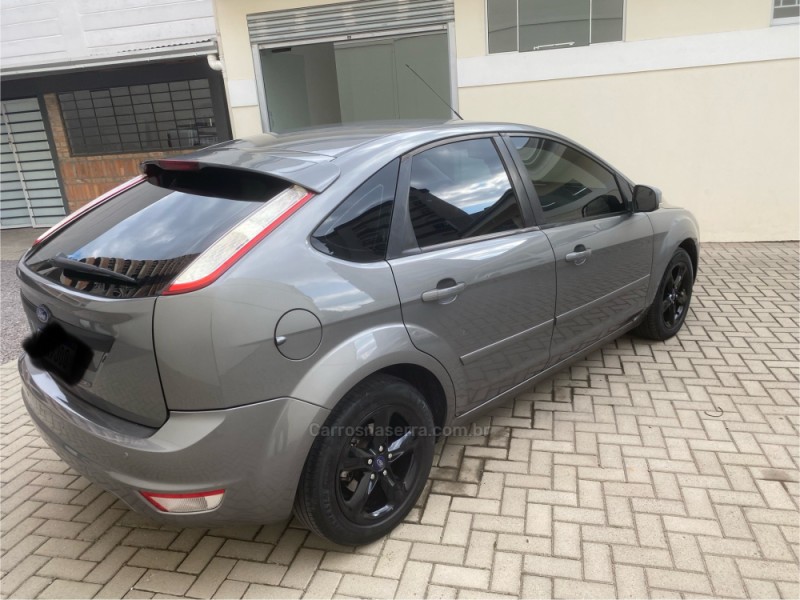 FOCUS 1.6 GLX 16V FLEX 4P MANUAL - 2011 - CAXIAS DO SUL
