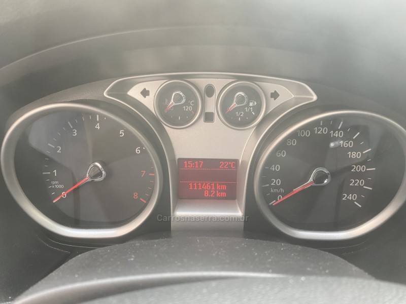FOCUS 1.6 GLX 16V FLEX 4P MANUAL - 2011 - CAXIAS DO SUL