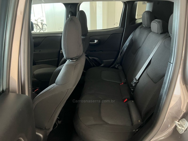 RENEGADE 1.8 16V FLEX 4P AUTOMÁTICO - 2021 - TAQUARA