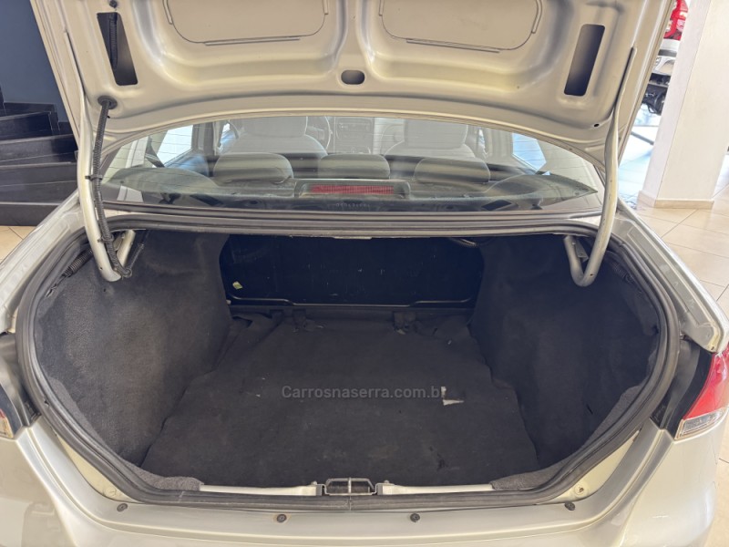SIENA 1.0 MPI EL 8V FLEX 4P MANUAL - 2013 - FLORES DA CUNHA