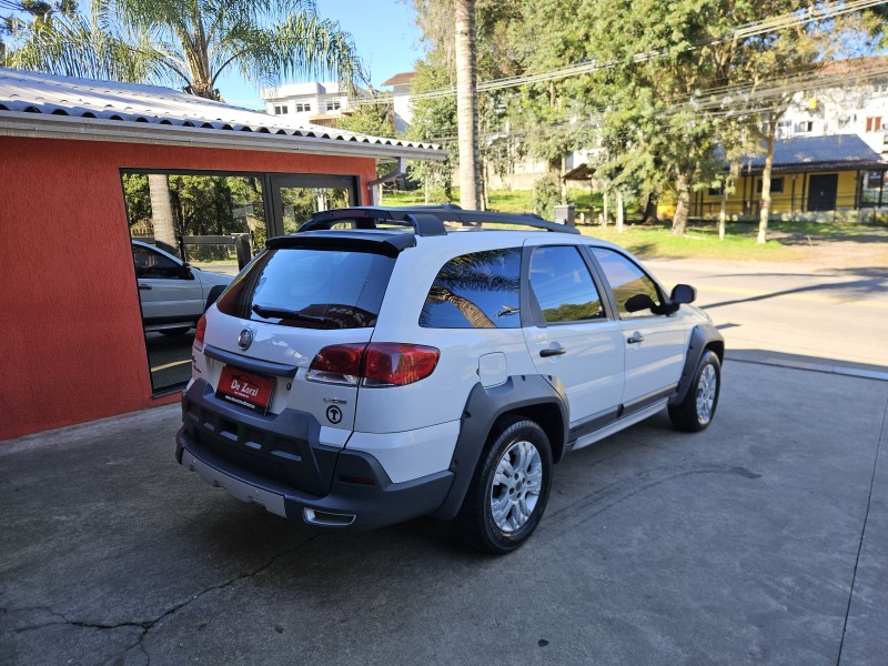 PALIO 1.8 MPI ADVENTURE LOCKER WEEKEND 8V FLEX 4P MANUAL - 2009 - CAXIAS DO SUL