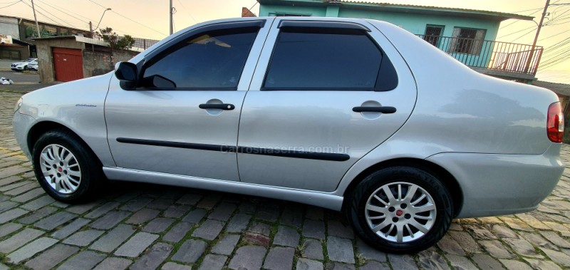 SIENA 1.0 MPI FIRE CELEBRATION 8V FLEX 4P MANUAL - 2010 - CAXIAS DO SUL