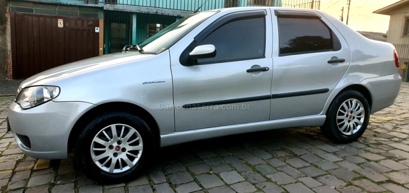 SIENA 1.0 MPI FIRE CELEBRATION 8V FLEX 4P MANUAL - 2010 - CAXIAS DO SUL