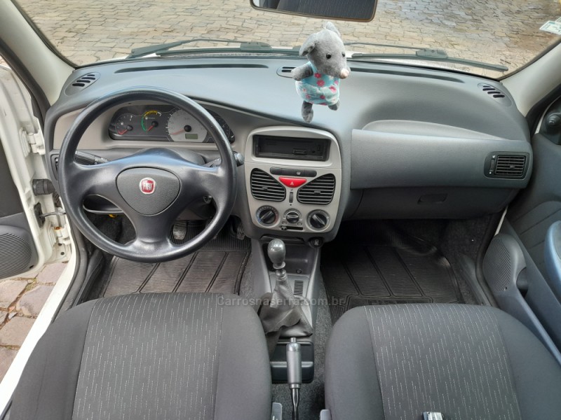 PALIO 1.0 MPI FIRE CELEBRATION 8V FLEX 2P MANUAL - 2013 - NOVA PRATA