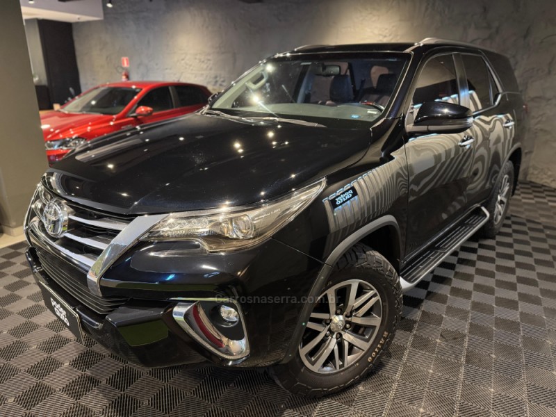 HILUX SW4 2.8 SRX 4X4 16V TURBO INTERCOOLER DIESEL 4P AUTOMÁTICO - 2020 - FARROUPILHA