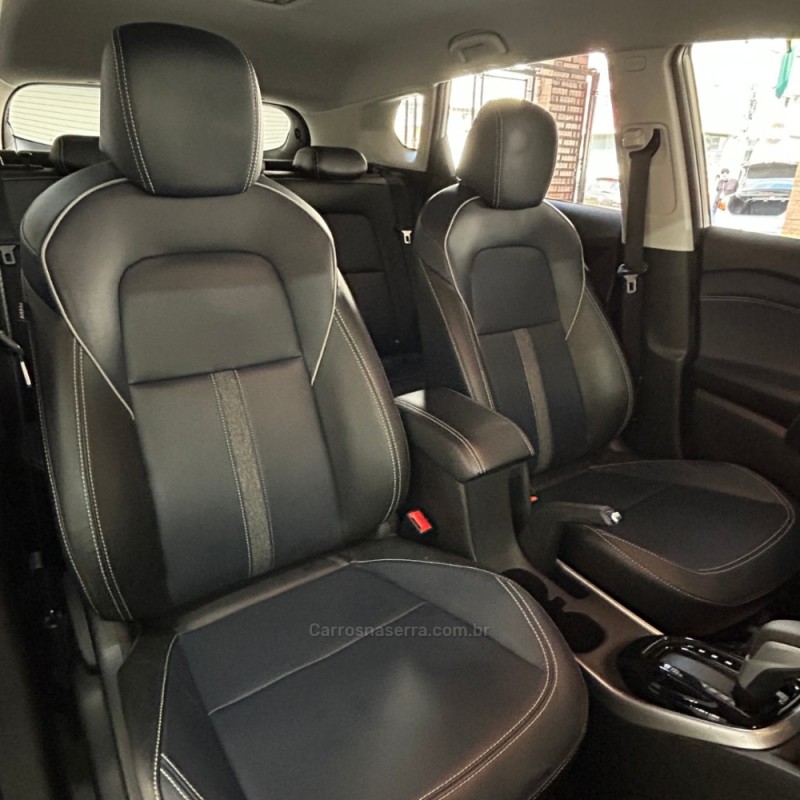 TRACKER 1.0 12V PREMIER TURBO FLEX 4P AUTOMÁTICO - 2022 - VACARIA