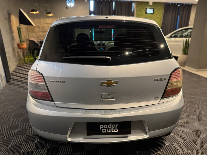 AGILE 1.4 MPFI LTZ 8V FLEX 4P MANUAL - 2010 - FARROUPILHA