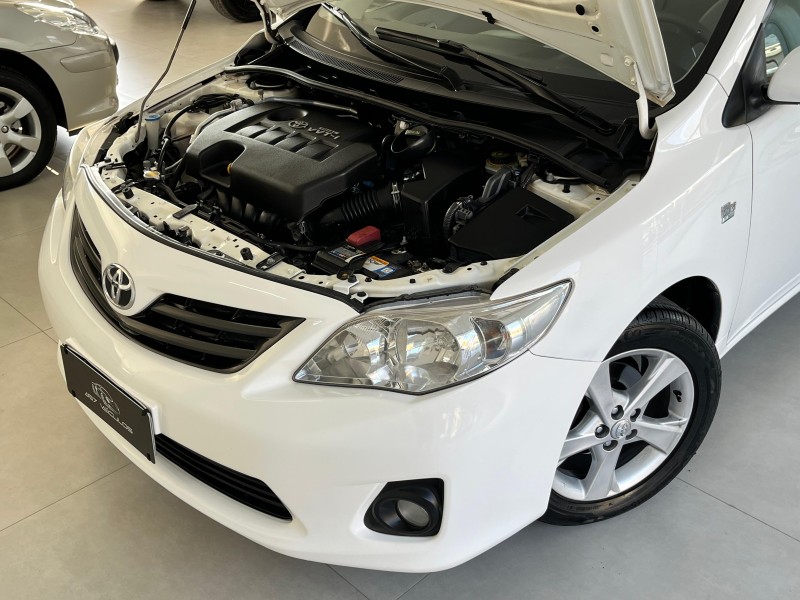 COROLLA 2.0 XEI 16V FLEX 4P AUTOMÁTICO - 2013 - BENTO GONçALVES