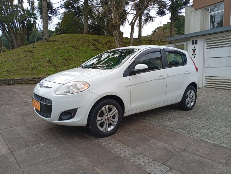 PALIO 1.4 MPI ATTRACTIVE 8V FLEX 4P MANUAL - 2014 - FARROUPILHA