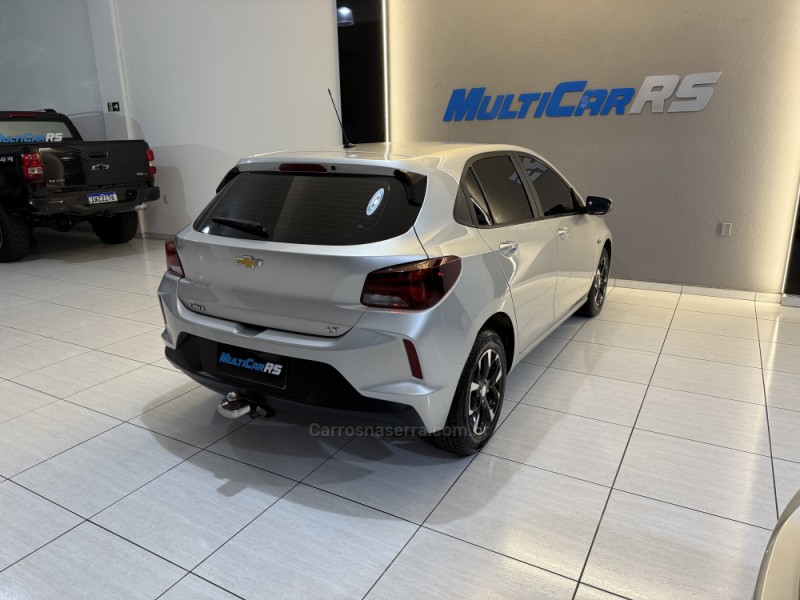 ONIX 1.0 LT 12V FLEX 4P MANUAL - 2020 - ESTâNCIA VELHA