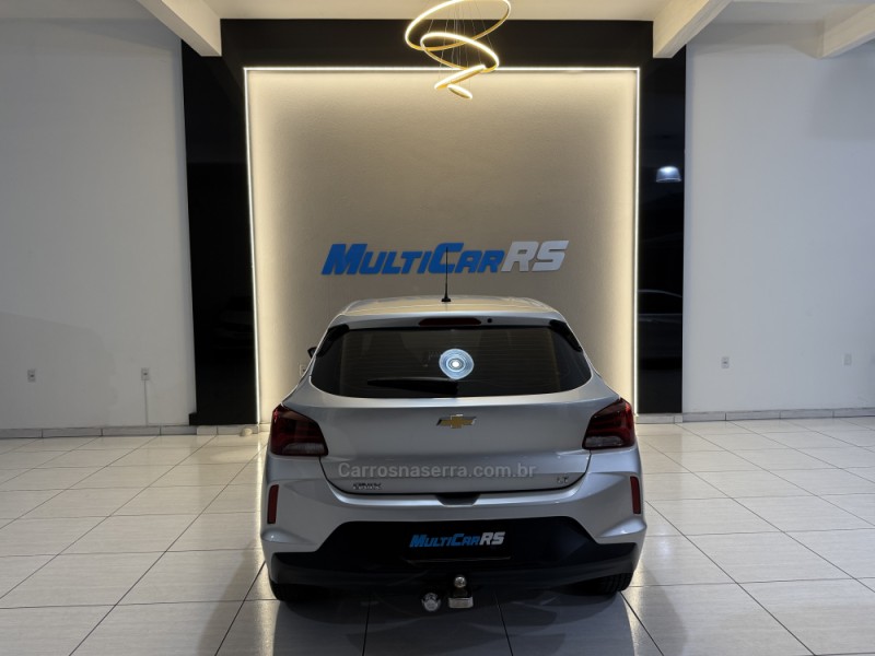 ONIX 1.0 LT 12V FLEX 4P MANUAL - 2020 - ESTâNCIA VELHA