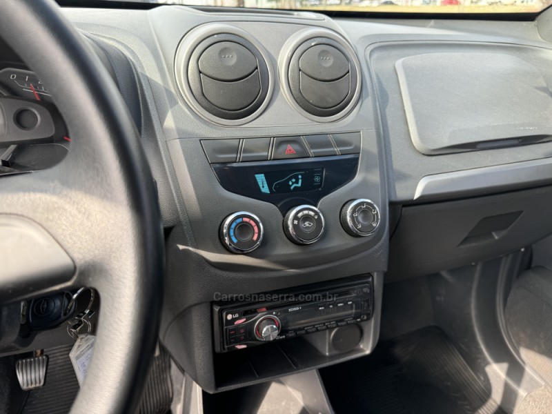MONTANA 1.4 MPFI LS CS 8V FLEX 2P MANUAL - 2013 - CASCA