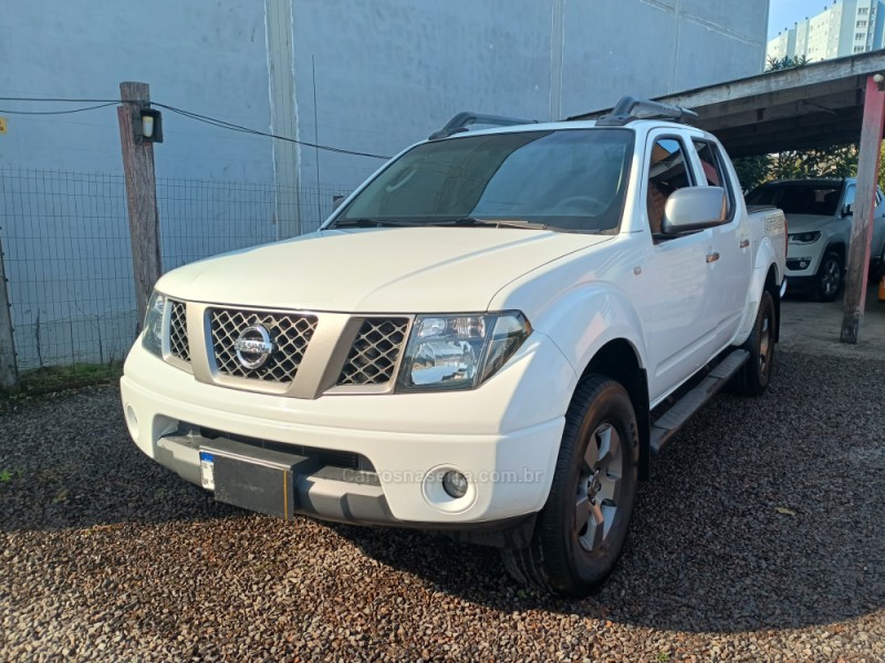 frontier 2.5 le attack 4x4 cd turbo eletronic diesel 4p automatico 2013 farroupilha
