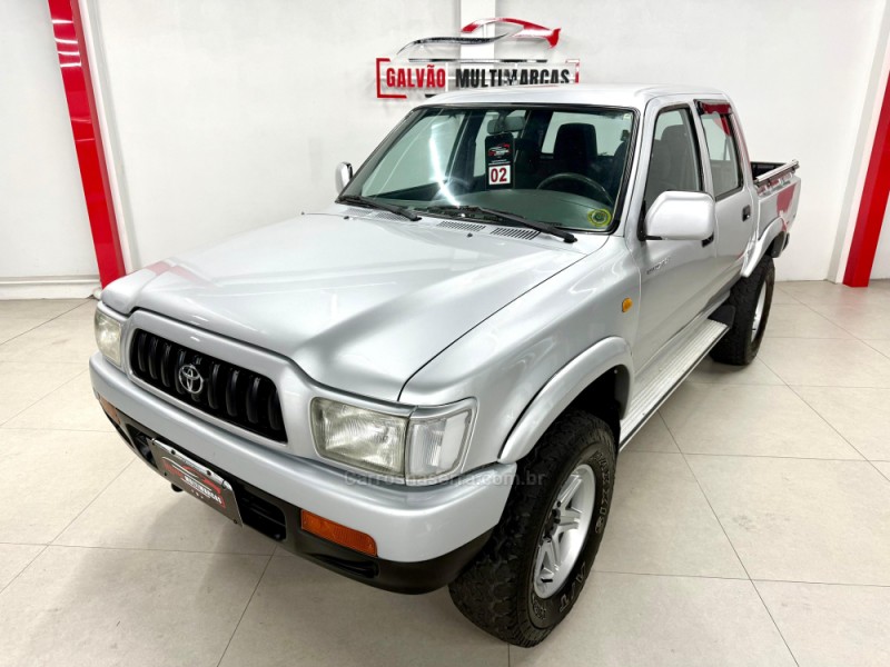 hilux 3.0 dx 4x2 cd 16v diesel 4p manual 2002 caxias do sul