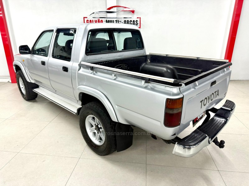HILUX 3.0 DX 4X2 CD 16V DIESEL 4P MANUAL - 2002 - CAXIAS DO SUL