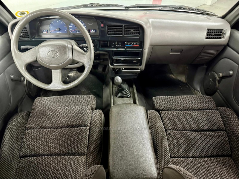 HILUX 3.0 DX 4X2 CD 16V DIESEL 4P MANUAL - 2002 - CAXIAS DO SUL