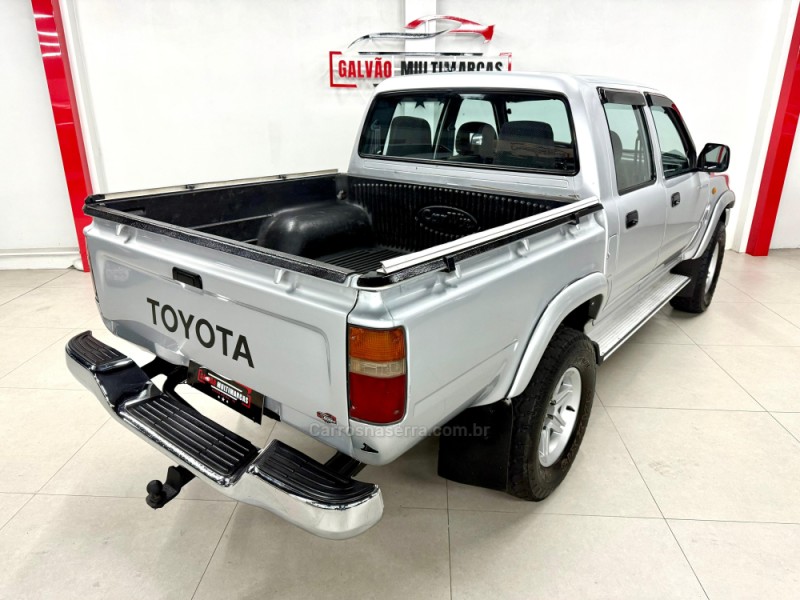 HILUX 3.0 DX 4X2 CD 16V DIESEL 4P MANUAL - 2002 - CAXIAS DO SUL