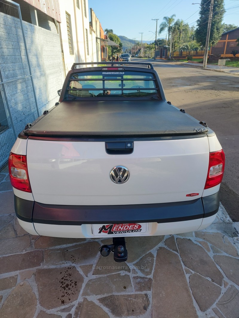 SAVEIRO 1.6 MI TRENDLINE CS 8V FLEX 2P MANUAL - 2011 - TRêS COROAS