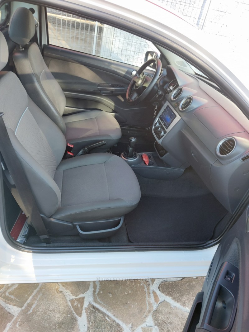 SAVEIRO 1.6 MI TRENDLINE CS 8V FLEX 2P MANUAL - 2011 - TRêS COROAS