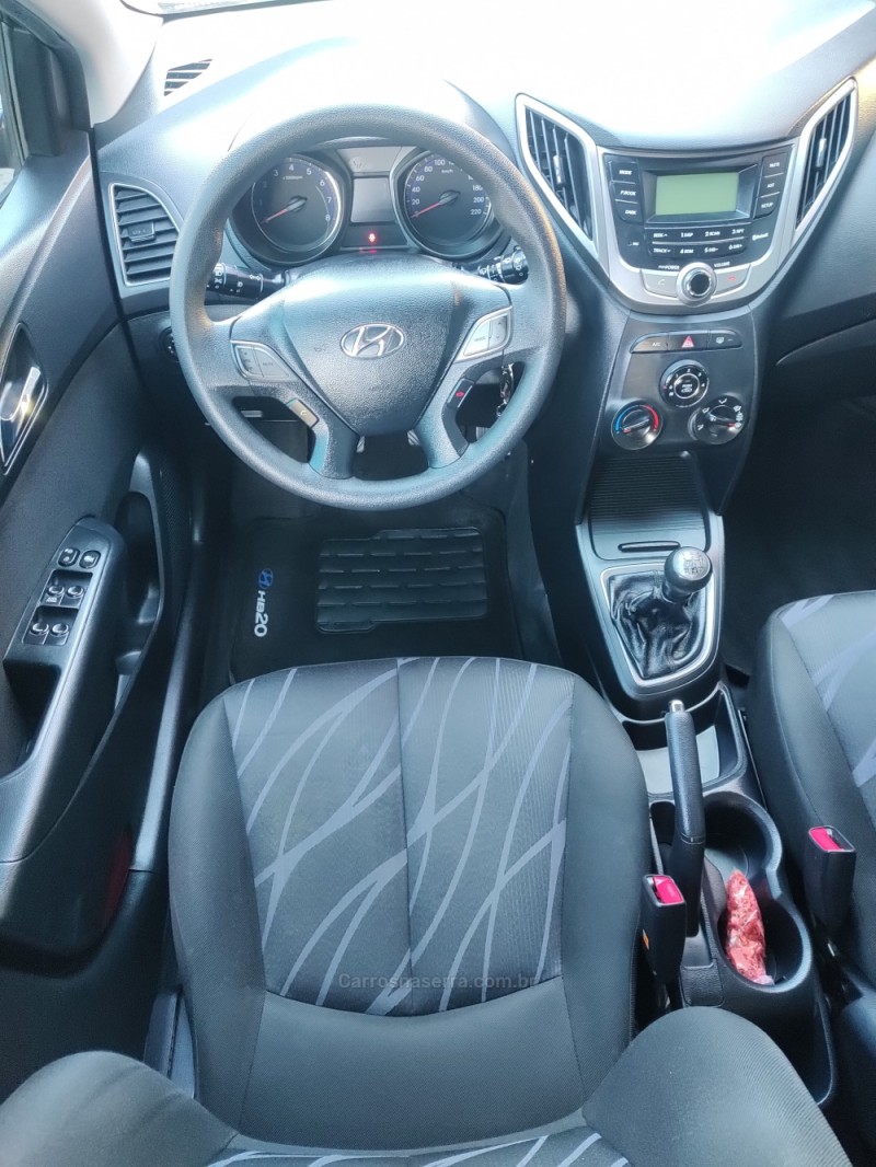 HB20 1.0 COMFORT 12V FLEX 4P MANUAL - 2015 - TRêS COROAS