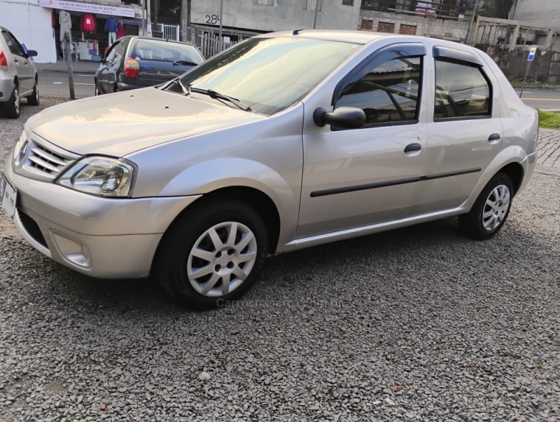 LOGAN 1.0 EXPRESSION 16V FLEX 4P MANUAL - 2009 - CAXIAS DO SUL