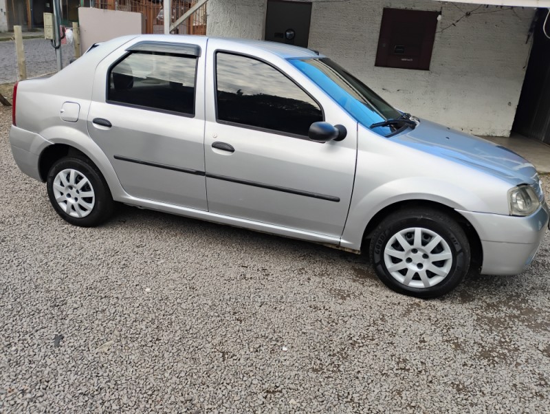 LOGAN 1.0 EXPRESSION 16V FLEX 4P MANUAL - 2009 - CAXIAS DO SUL
