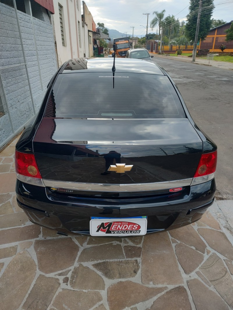 VECTRA 2.0 MPFI ELEGANCE 8V FLEX 4P MANUAL - 2010 - TRêS COROAS