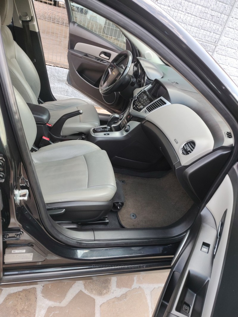 CRUZE 1.8 LTZ 16V FLEX 4P AUTOMÁTICO - 2012 - TRêS COROAS