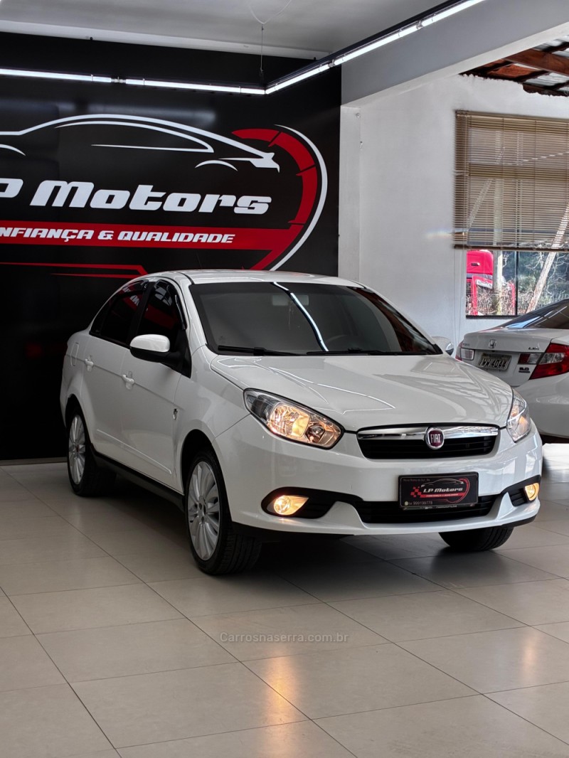 GRAND SIENA 1.4 MPI ATTRACTIVE 8V FLEX 4P MANUAL - 2016 - FARROUPILHA