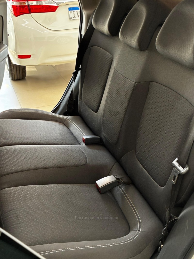GRAND SIENA 1.4 MPI ATTRACTIVE 8V FLEX 4P MANUAL - 2016 - FARROUPILHA