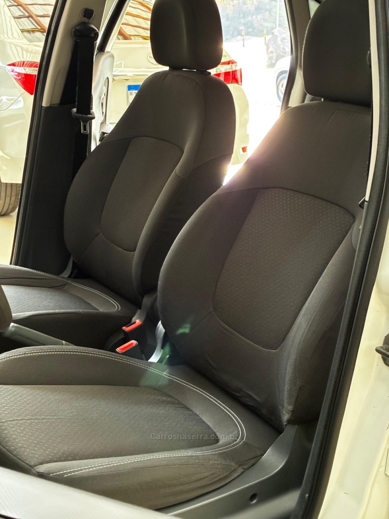 GRAND SIENA 1.4 MPI ATTRACTIVE 8V FLEX 4P MANUAL - 2016 - FARROUPILHA