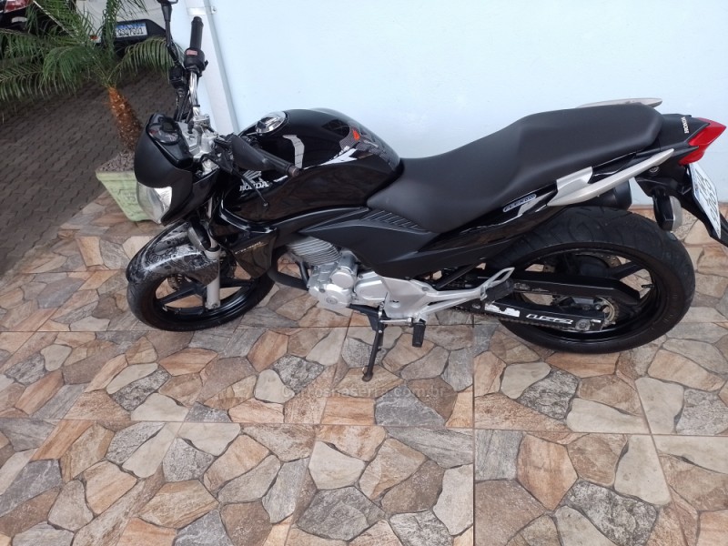 CB 300R  - 2014 - CAXIAS DO SUL