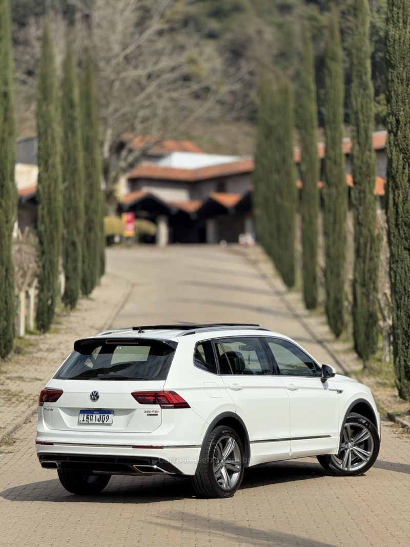 TIGUAN 2.0 ALLSPACE R-LINE 350 TSI 4X4 GASOLINA 4P - 2019 - CAXIAS DO SUL