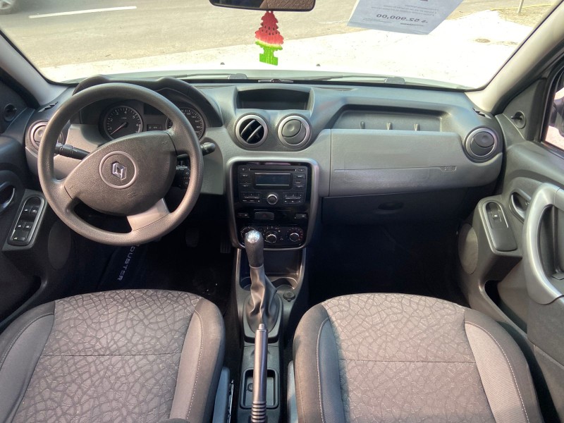 DUSTER 1.6 EXPRESSION 4X2 16V FLEX 4P MANUAL - 2015 - CAXIAS DO SUL