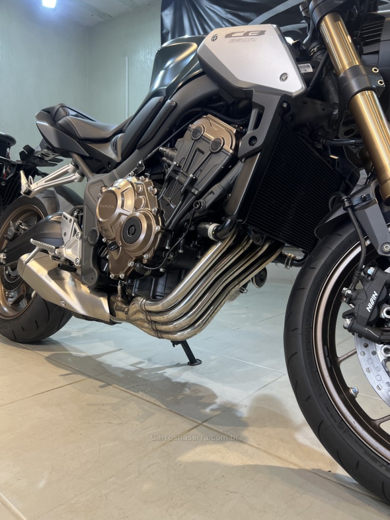 CB 650R  - 2023 - ANTôNIO PRADO
