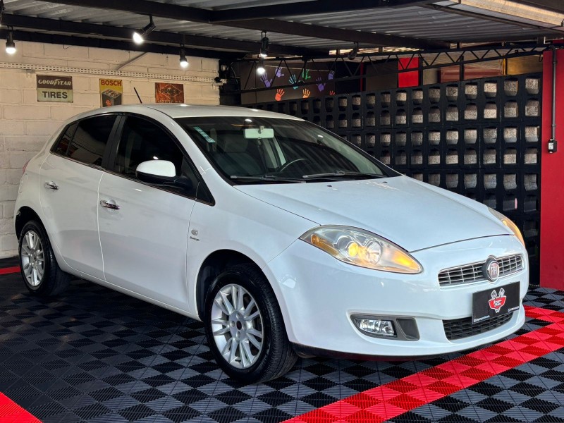 BRAVO 1.8 ESSENCE 16V FLEX 4P AUTOMATIZADO - 2012 - TEUTôNIA