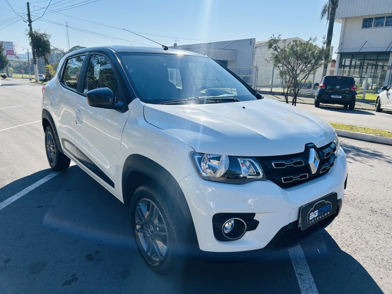 KWID 1.0 12V SCE FLEX INTENSE MANUAL - 2018 - BENTO GONçALVES