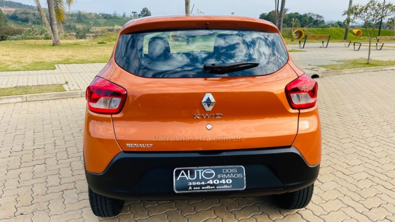 KWID 1.0 12V SCE FLEX ZEN MANUAL - 2018 - DOIS IRMãOS