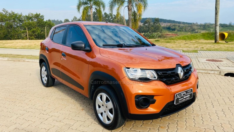 KWID 1.0 12V SCE FLEX ZEN MANUAL - 2018 - DOIS IRMãOS